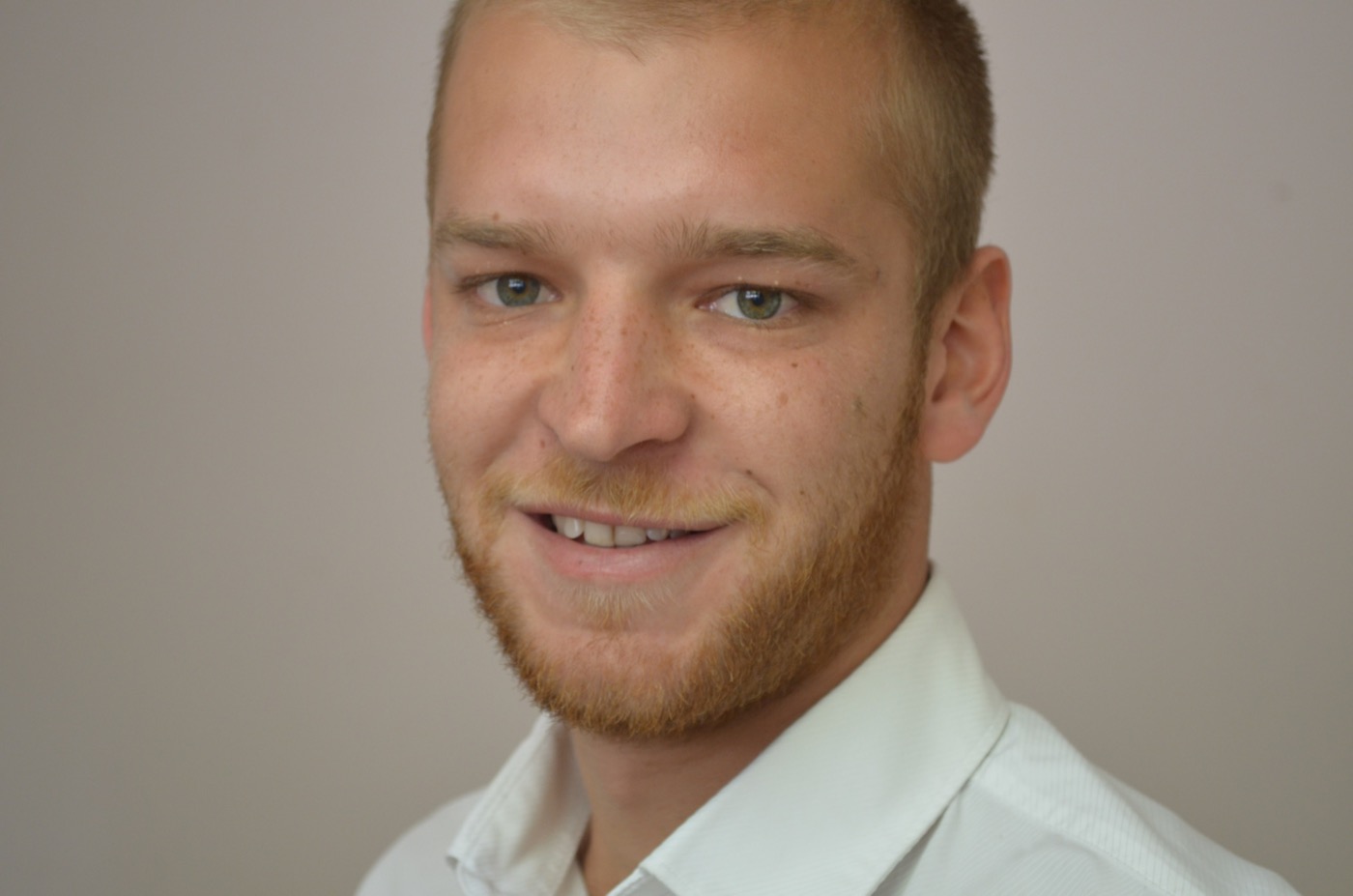 Damian Krzeminski Köster — Captación y calificación, Adocmedia